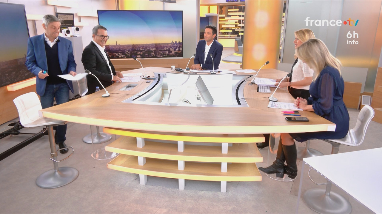 Le 6h info France 2 2025 11 15 05 57 ts snapshot 01 06 683