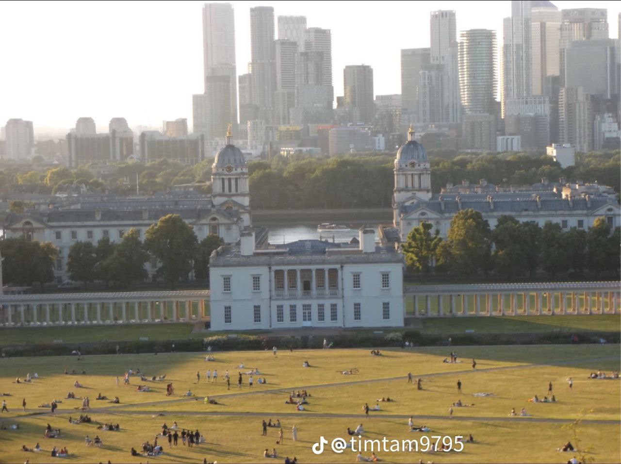 photo 16 2025 12 27 21 20 43