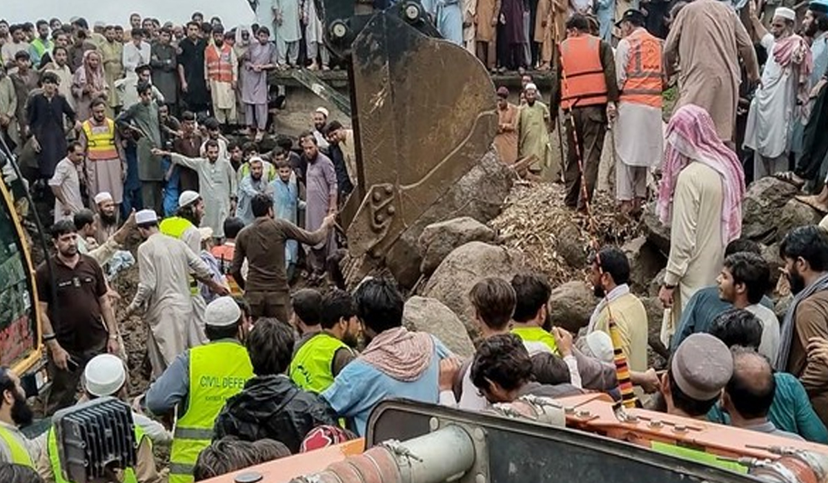 Ngeri! Banjir dan Longsor Terjang Pakistan, Nyaris 200 Orang Tewas dalam Sehari! Ngeri! Banjir dan Longsor Terjang Pakistan, Nyaris 200 Orang Tewas dalam Sehari!