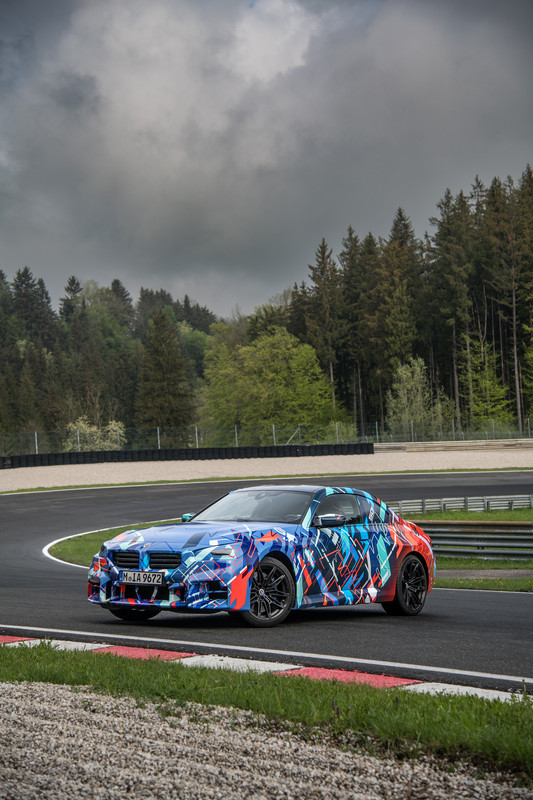 P90468040_highRes_the-all-new-bmw-m2-u