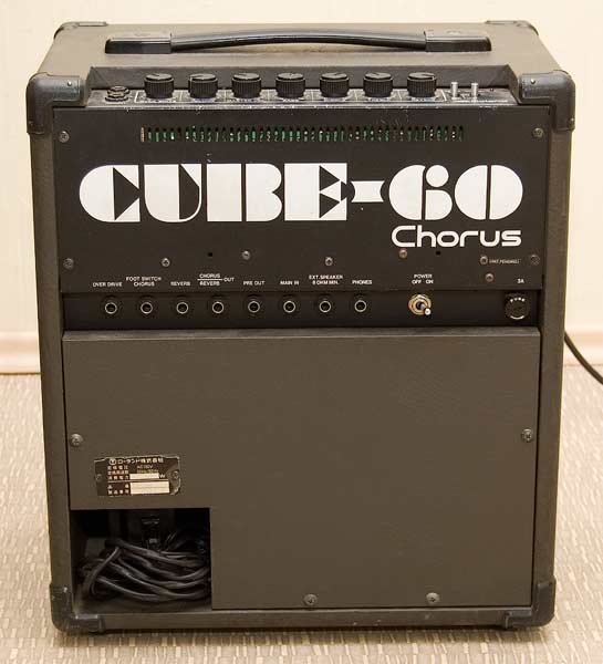 roland-cube-60-chorus-rear