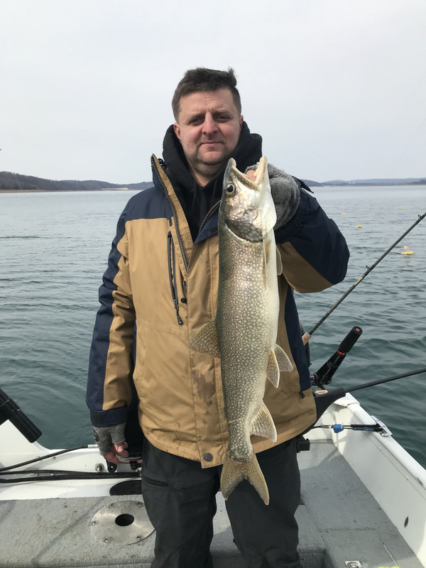 353BC030-B49E-4B90-960D-56B26CD45601