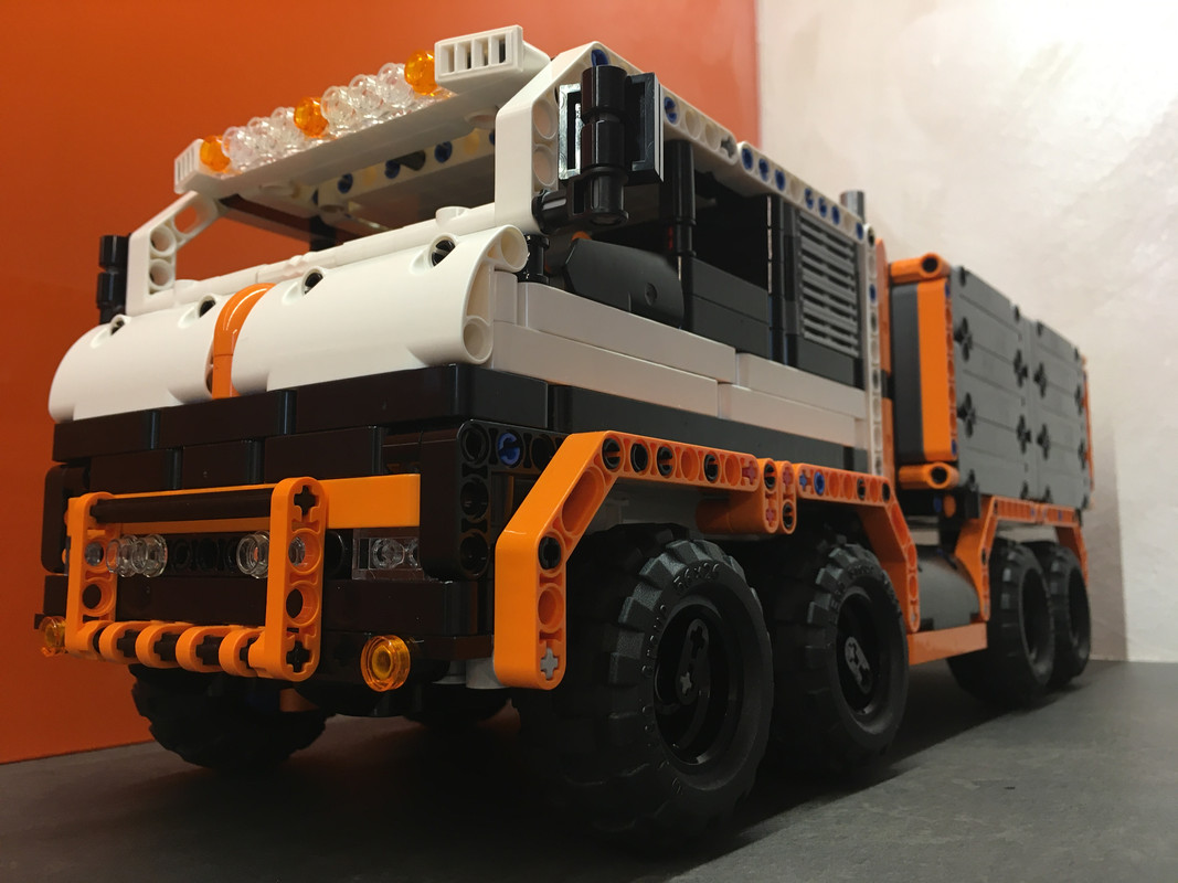 FCCF9832-E3FD-4D06-A6A1-9F4A3934C61A