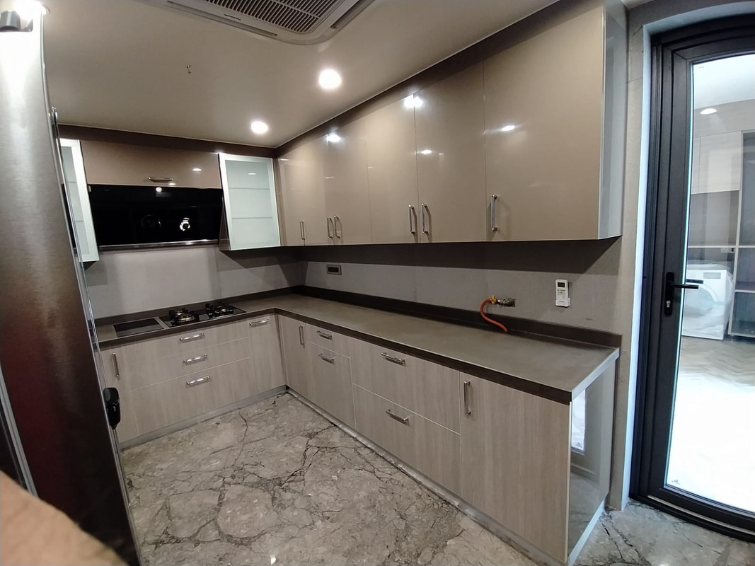 Modern Black Kitchen