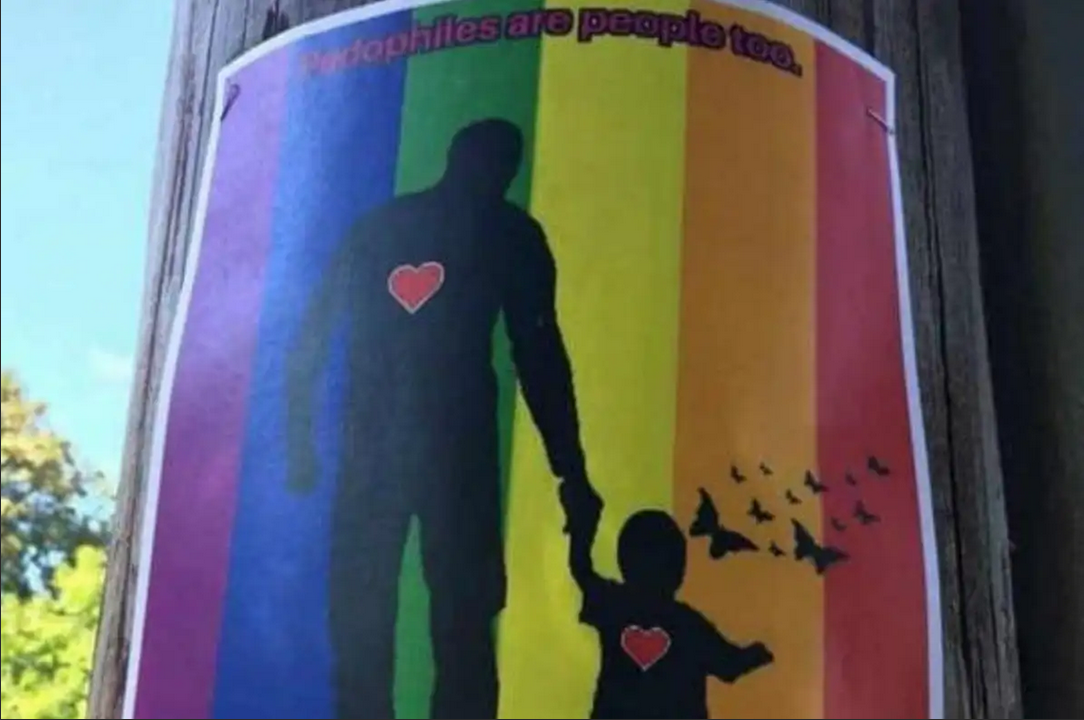Į Jungtinę Karalystę mažomis valtimis atplaukę vaikai siunčiami į kalėjimą, kuriame laikomi pedofilai