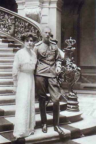 Prince-Ioann-Konstantinovich-and-his-wife-Princess-Elena-Petrovn