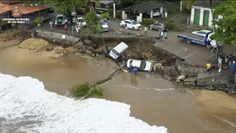 Lluvias dejan 36 muertos en Brasil; ciudades cancelan Carnaval