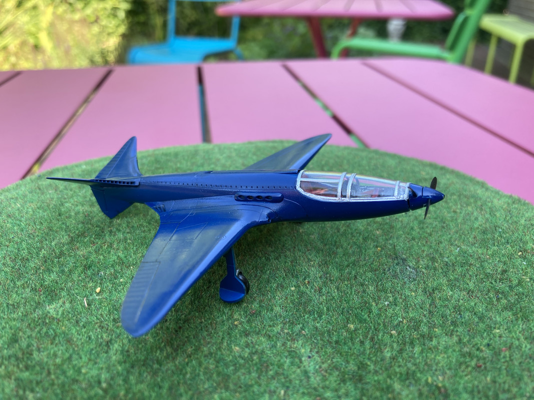 30CCA924-E141-459F-931F-4C74A63677D3
