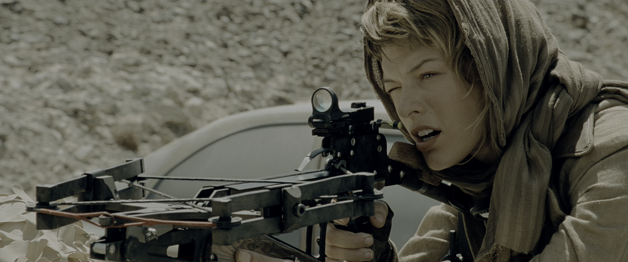 Resident.Evil.Extinction.ITA.ENG.2007.2160p.UHD.Bluray.x265-.HDR.MeM.mkv_snapshot_00.18.35_[2020.11.