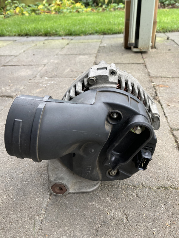 2A9EA086-9280-4274-9A9B-702353CCB8C8