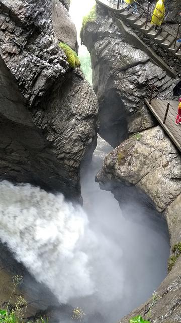 Lagos de Italia, Suiza y Alemania - Blogs de Europa - Cataratas de Trümmelbach, Interlaken, Lucerna (1)