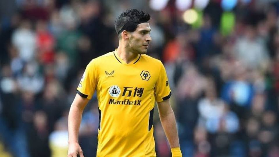 Raúl Jiménez despide el año con derrota ante Manchester United y pocos minutos de juego