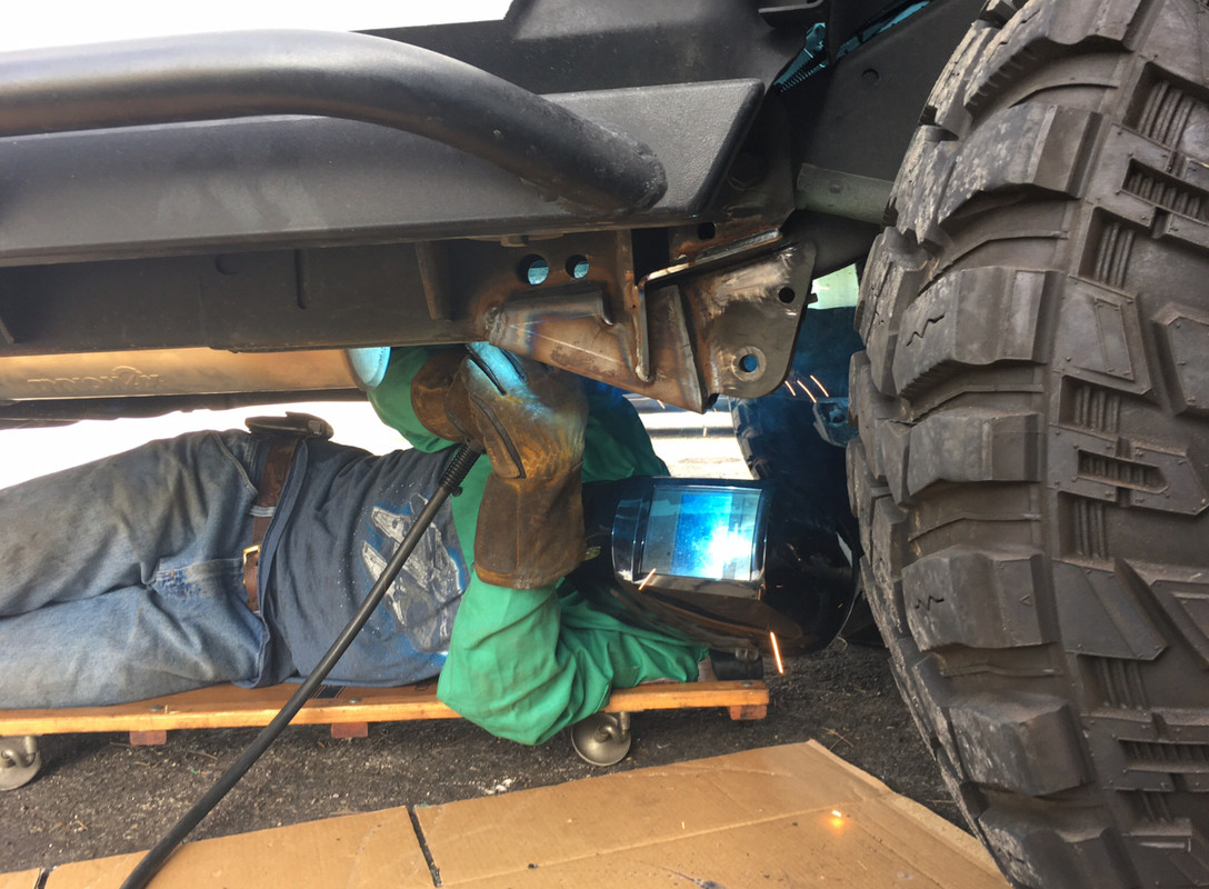 90CCB908-298C-49FA-8B7A-130D94EBAEAA