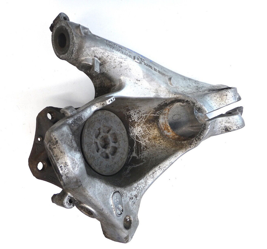 Cayman 997 front upright