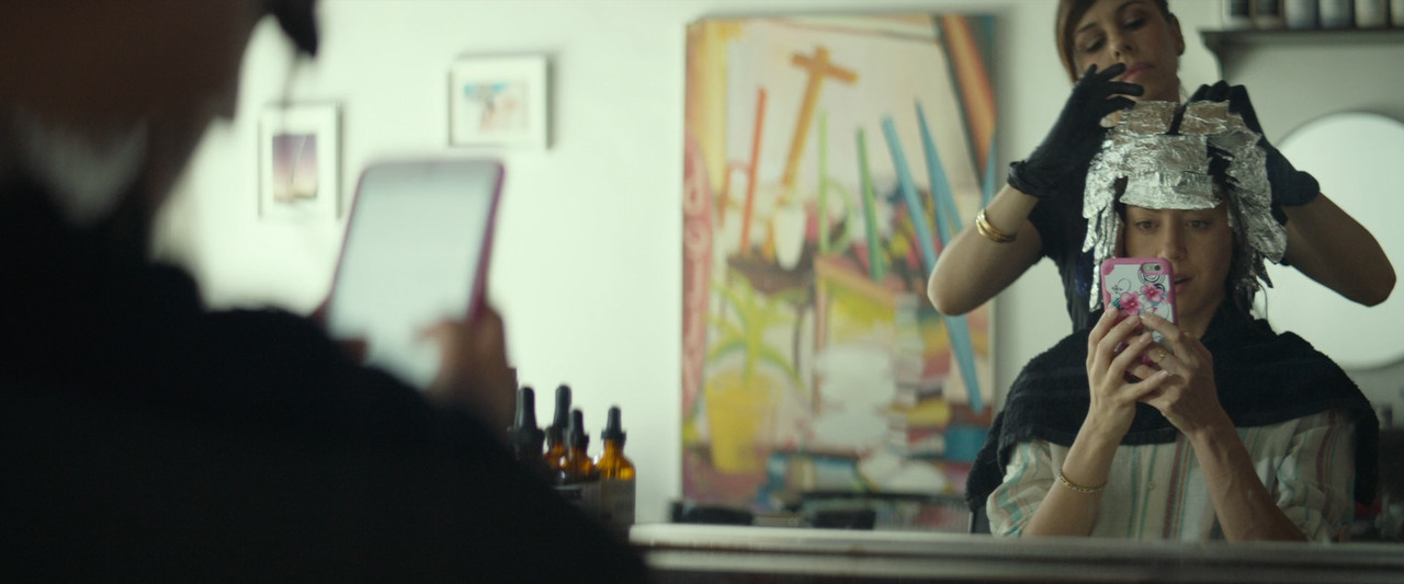 Ingrid Goes West 2017 (1080p x265 10bit Tigole).mkv_snapshot_00.