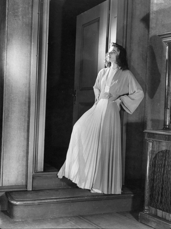 katharine_hepburn_mb17