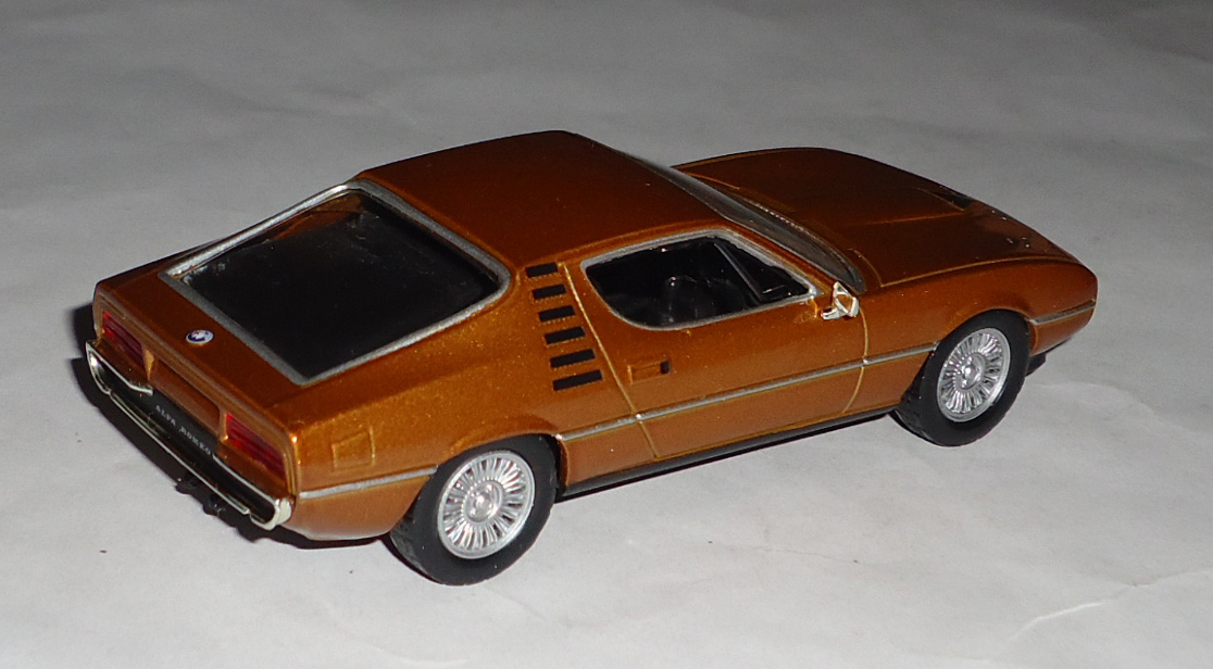 Alfa-Romeo-Montreal1