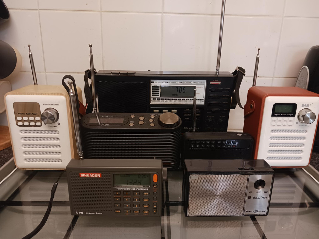 RADIOS_-_SUMMER_2023.jpg