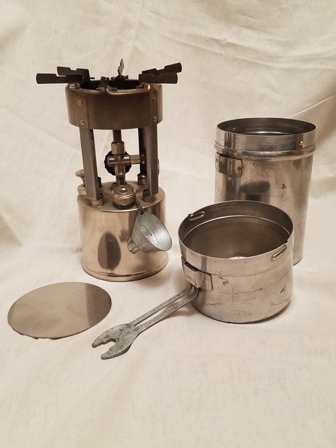 530, GI Pocket Stove, B46, USA - The Coleman Collectors Forum 530, GI Pocket Stove, B46, USA - The Coleman Collectors Forum