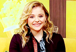 Chloe-Moretz-1.gif