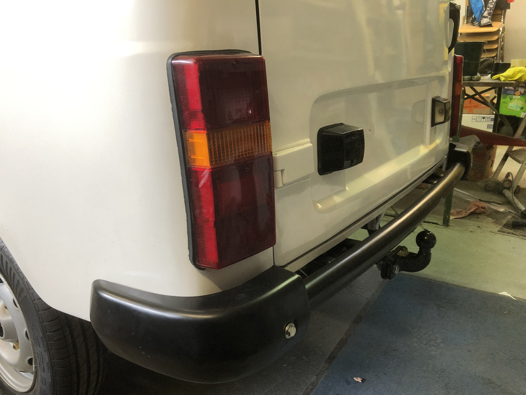 C3EE2E88-F2B6-4A3B-8A2D-289BB61D1097