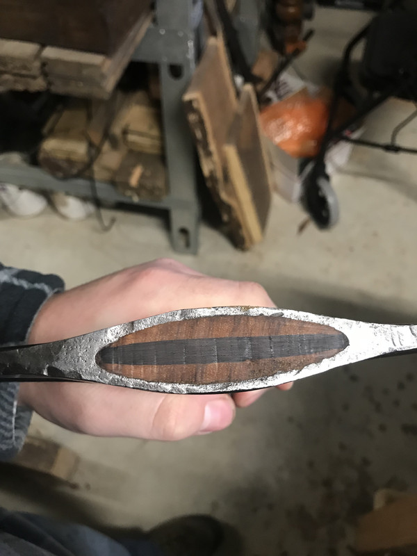 216FF5EE-8125-48BE-A8C4-6EA650510B4E