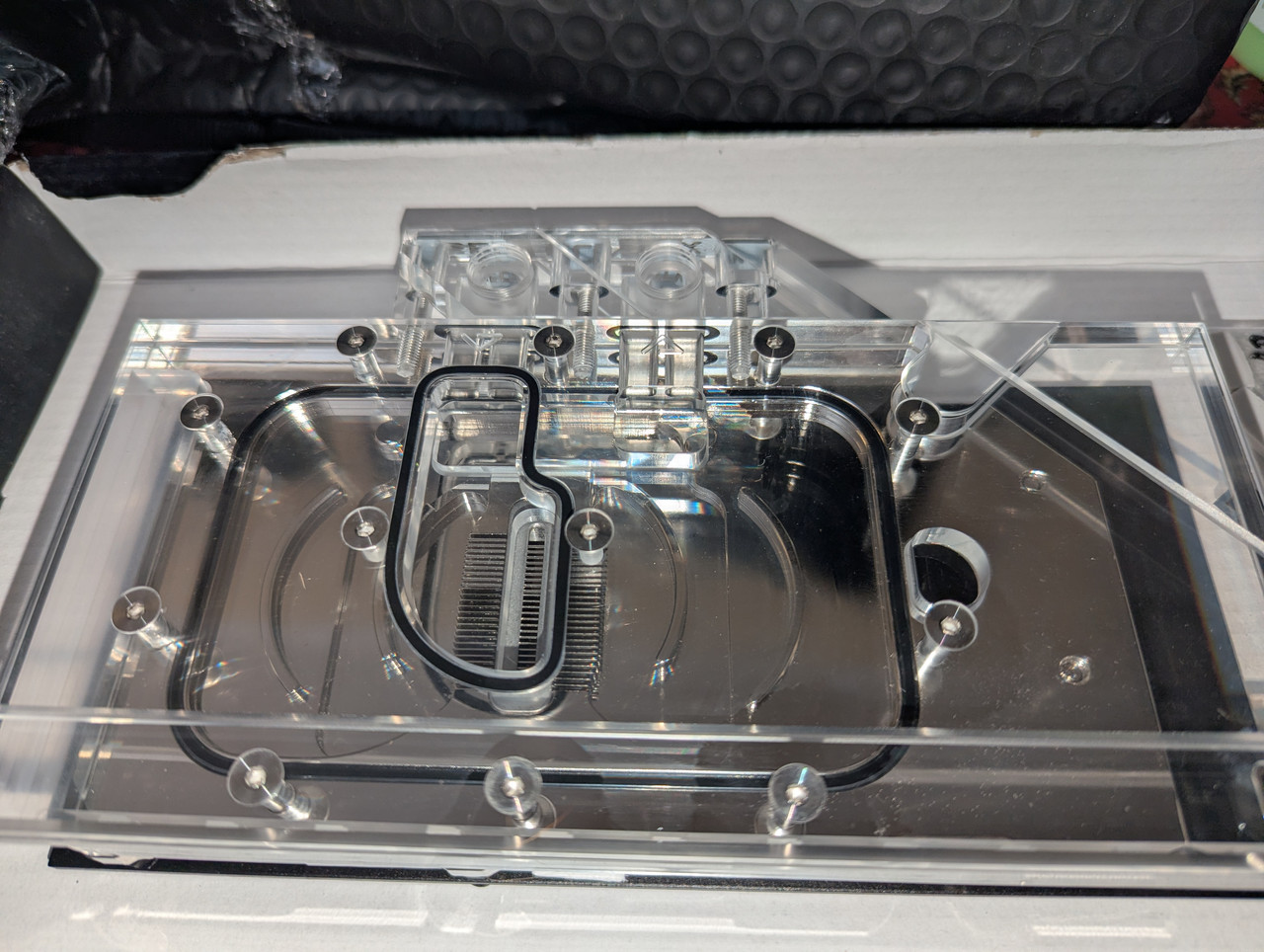 PXL 20251222 224009312