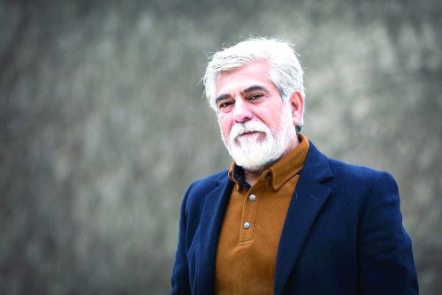 فیلمها و برنامه های تلویزیونی روی طاقچه ذهن کودکی - صفحة 16 Ostad-Hosein-Pakdel