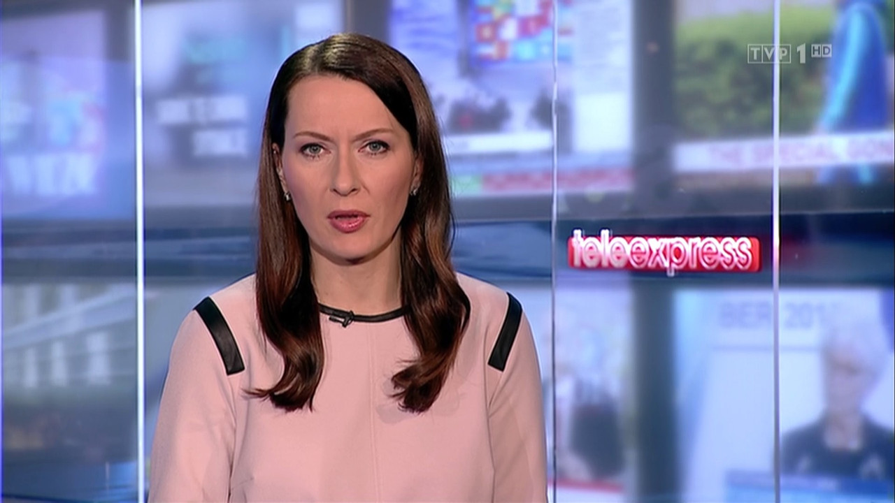 001_TVP_1_HD-17122015-1700.mts (0_00_01) 007800