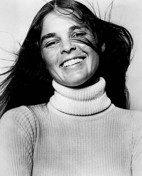 Ali_MacGraw_48