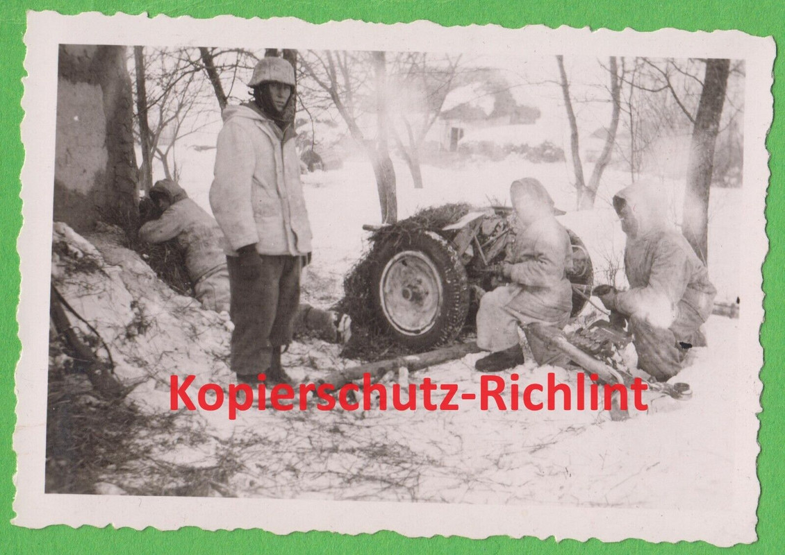 Wehrmacht Russland 3,7cm-PAK-Geschütz Winterkampf Schnee Tarn-Uniform