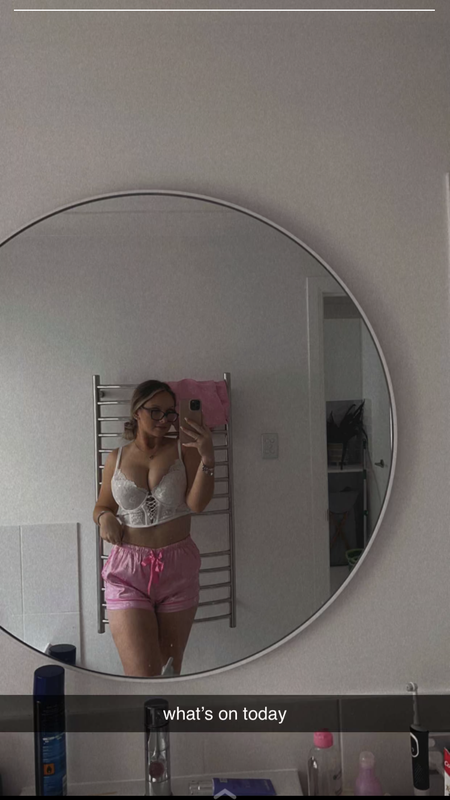 D6729ED7-EEA0-446C-8C39-5450F5858CBE