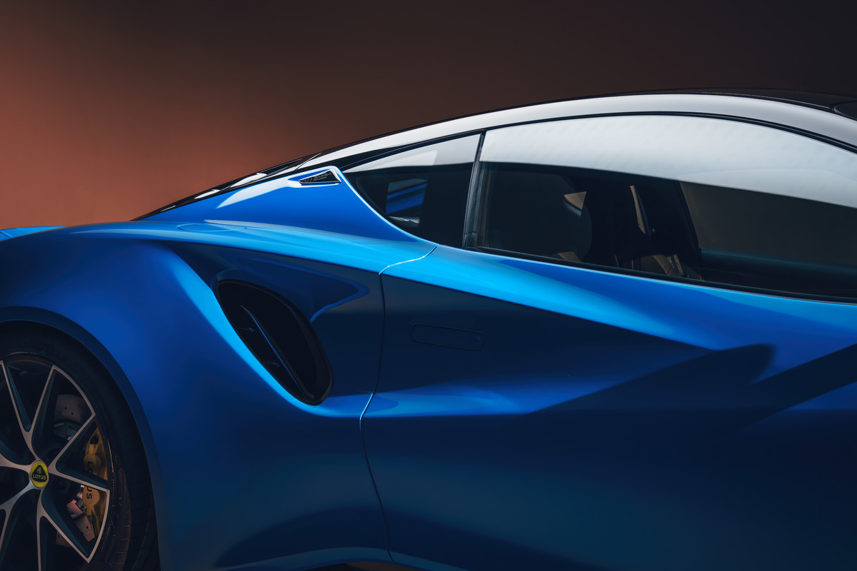 LotusEmiraSideAirIntake-CloseUp
