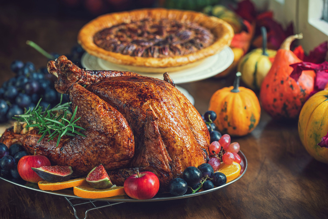 Thanksgivingfeast2.jpg