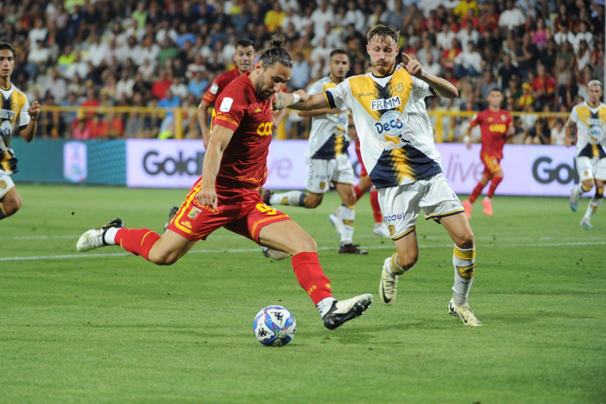 Catanzaro vs Juve Stabia, 01h30 ngày 27/09