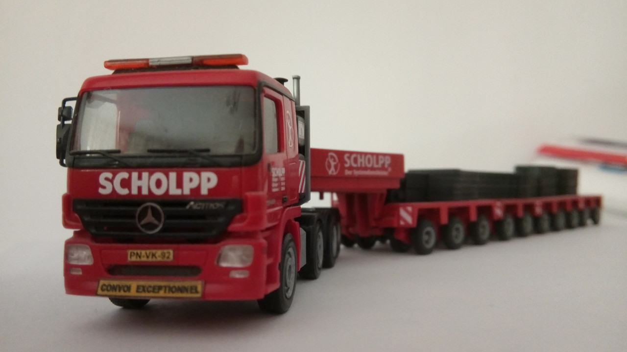 Macht (7679)