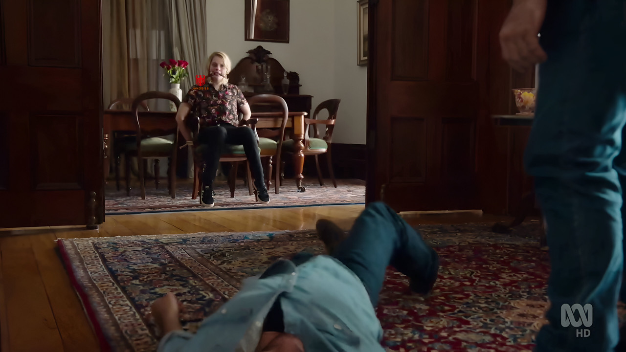 Ella Newton 7 - Harrow S02E10