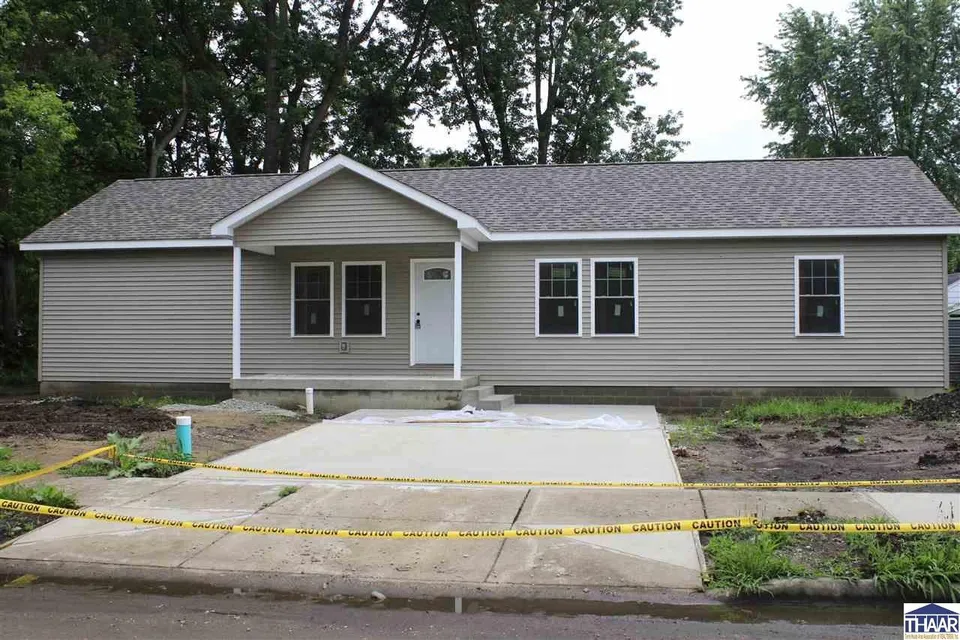 Real estate property listing picture