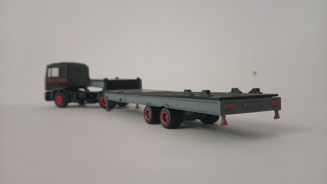 Mach (9366)