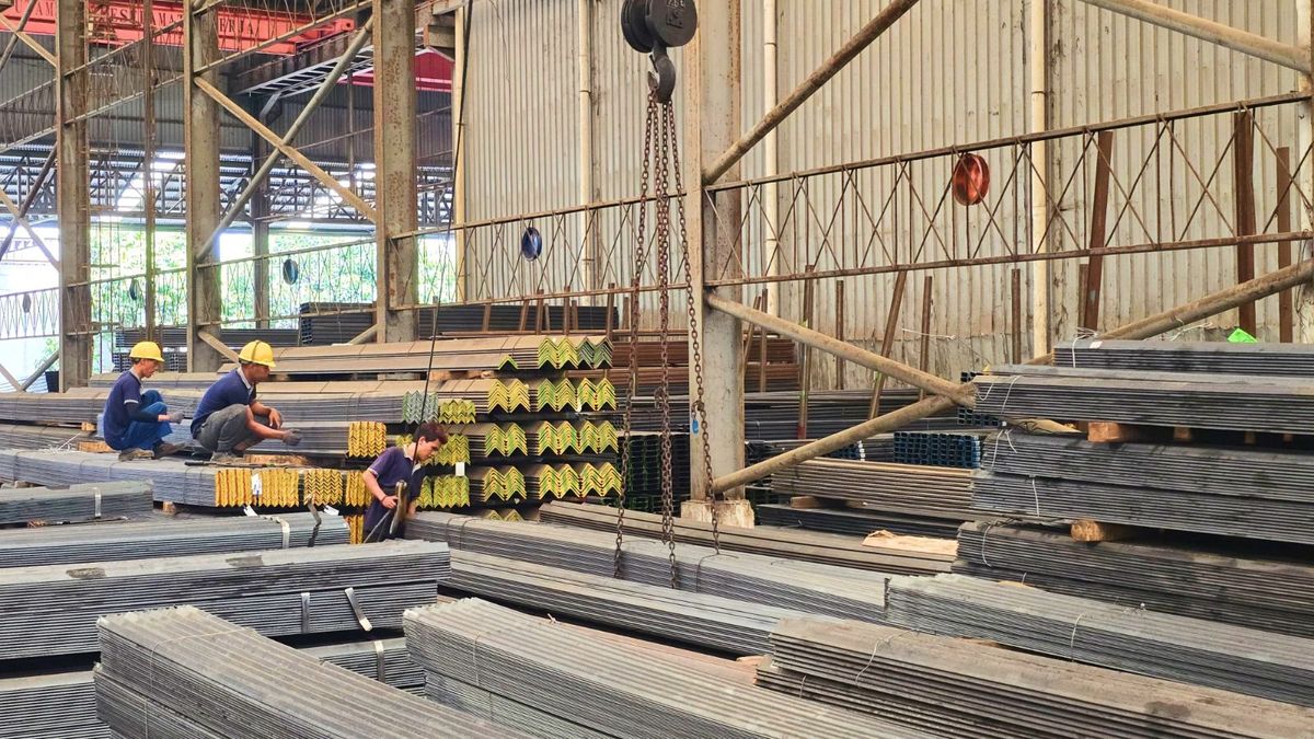 Gudang Besi Beton Profesional