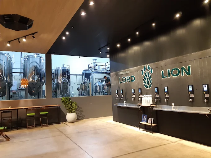 Ambiente da cervejaria Lord Lion