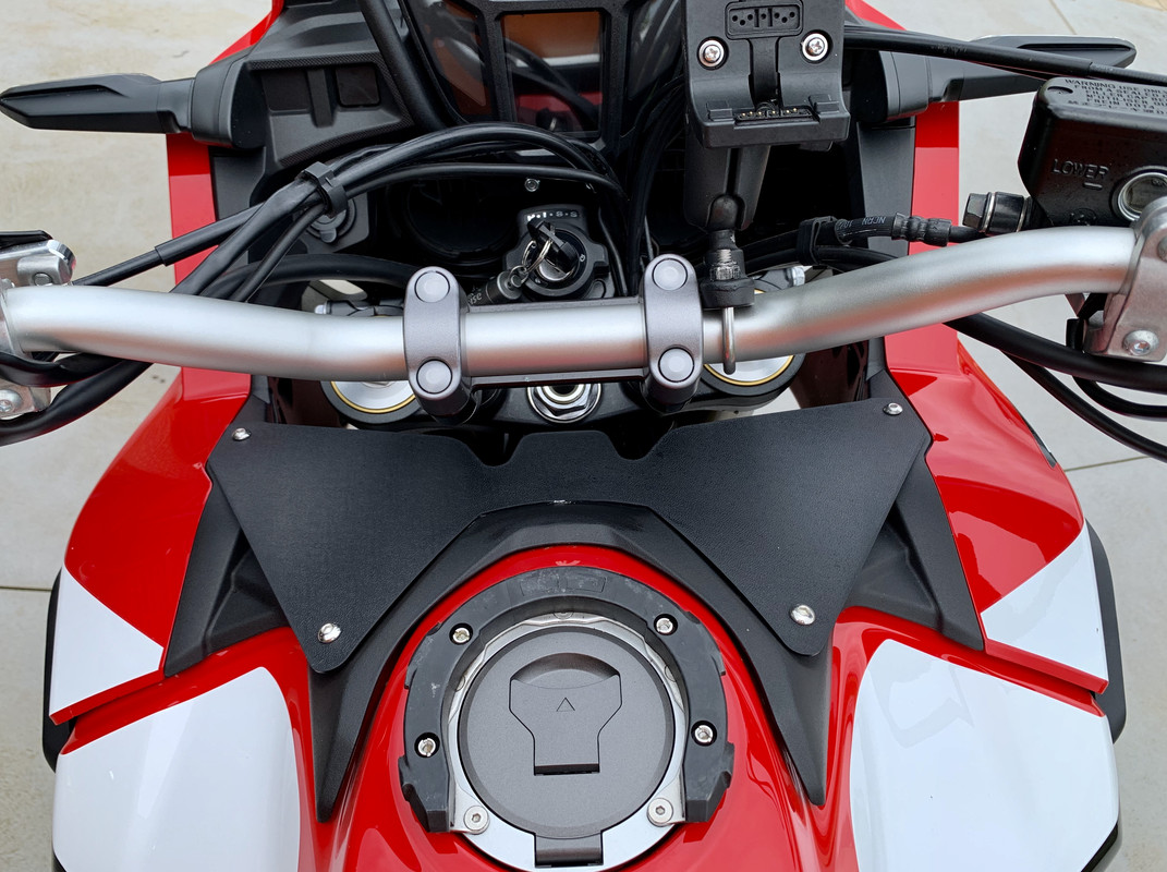 058D1FA5-EC5E-4D5E-9C2D-0B8C4AE2E092