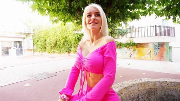 JacquieEtMichelTV – Eva – 34 years old, has a very wide appetite for hardcore!