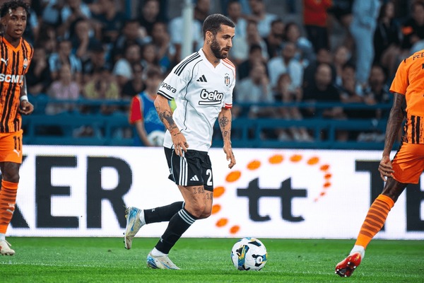 Besiktas vs Keciorengucu, 00h30 ngày 16/01