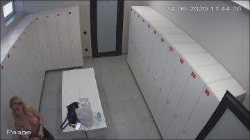 [Image: Voyeur52695111212.jpg]