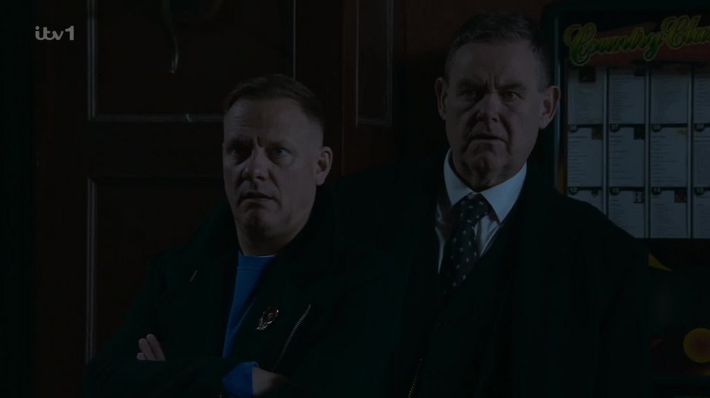 [Image: k8cl2c35qkir.jpg]