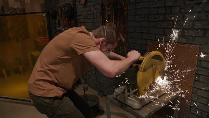 [Image: 7ykf6k3ot8gz.jpg]