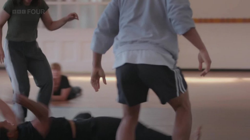 [Image: 5h43blgrhxy4.jpg]