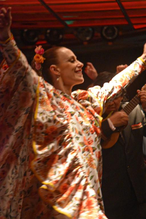 В джазе только девушки или аргентинско-бразильский калейдоскоп В джазе только девушки или аргентинско-бразильский калейдоскоп