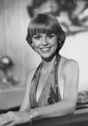 Lauren-Tewes-a62